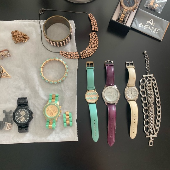 Jewelry Bundle - Picture 4 of 6